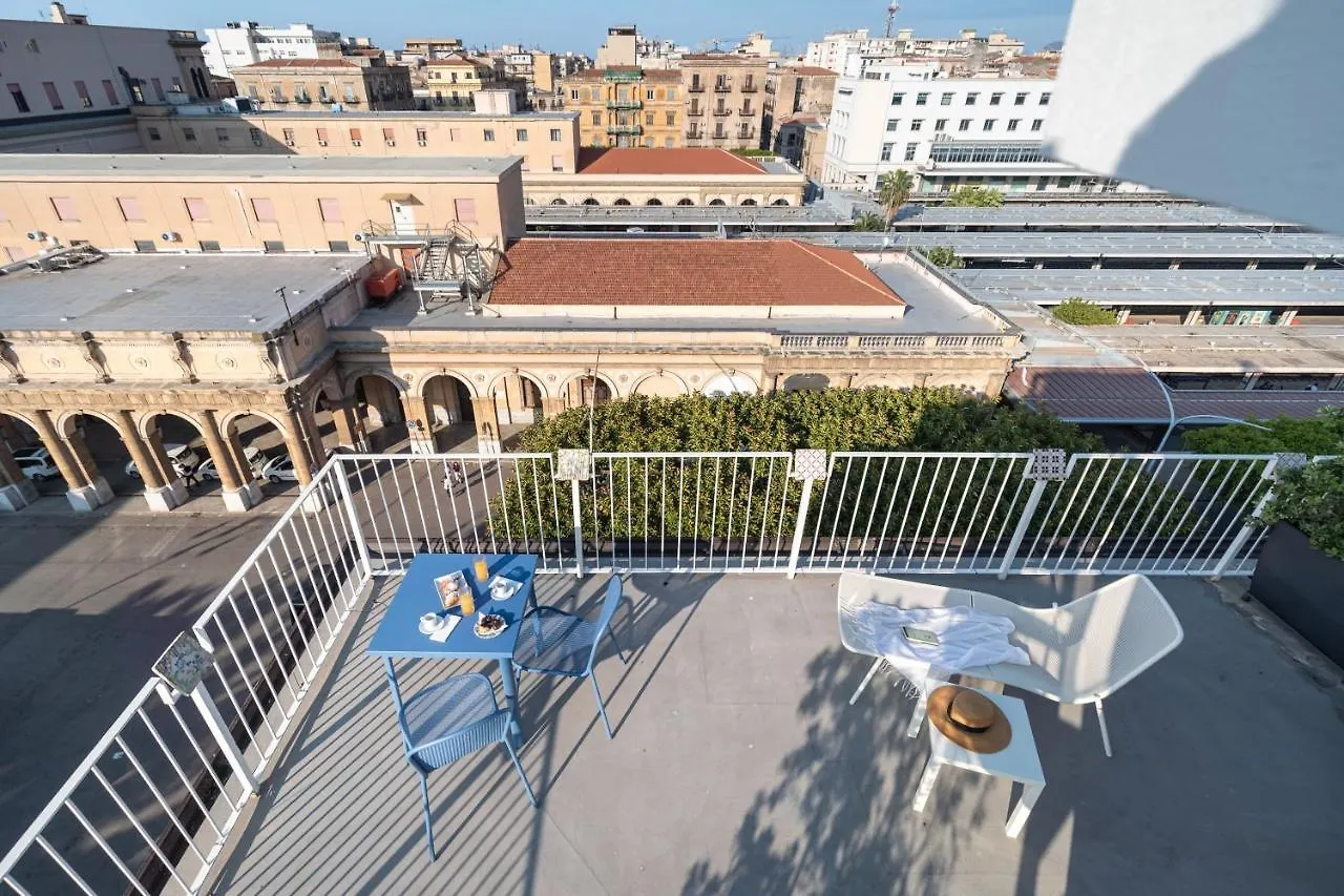 Suite Al Centro Di Palermo Con Terrazza Privataの連絡先